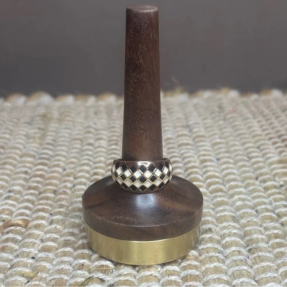 Black and White Checkered Enamel Dome Gold Tone Costume Fashion Ring Size 8 - Picture 2 of 7